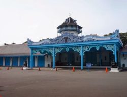 Mengapa Surakarta Tidak Menjadi Daerah Istimewa Seperti Yogyakarta?