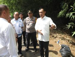 Tinjau Langsung Banjir Jonggol, Jaro Ade Soroti Pentingnya Normalisasi Sungai